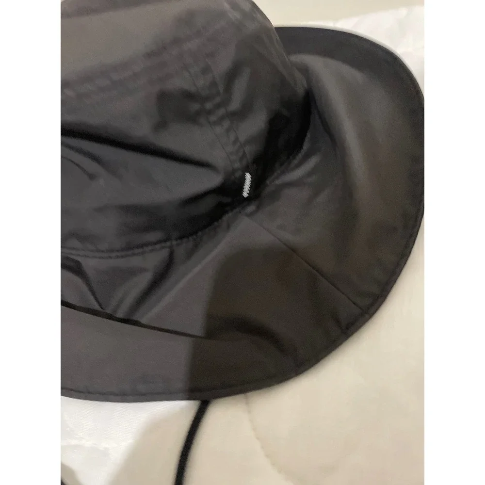 Athleta black bucket